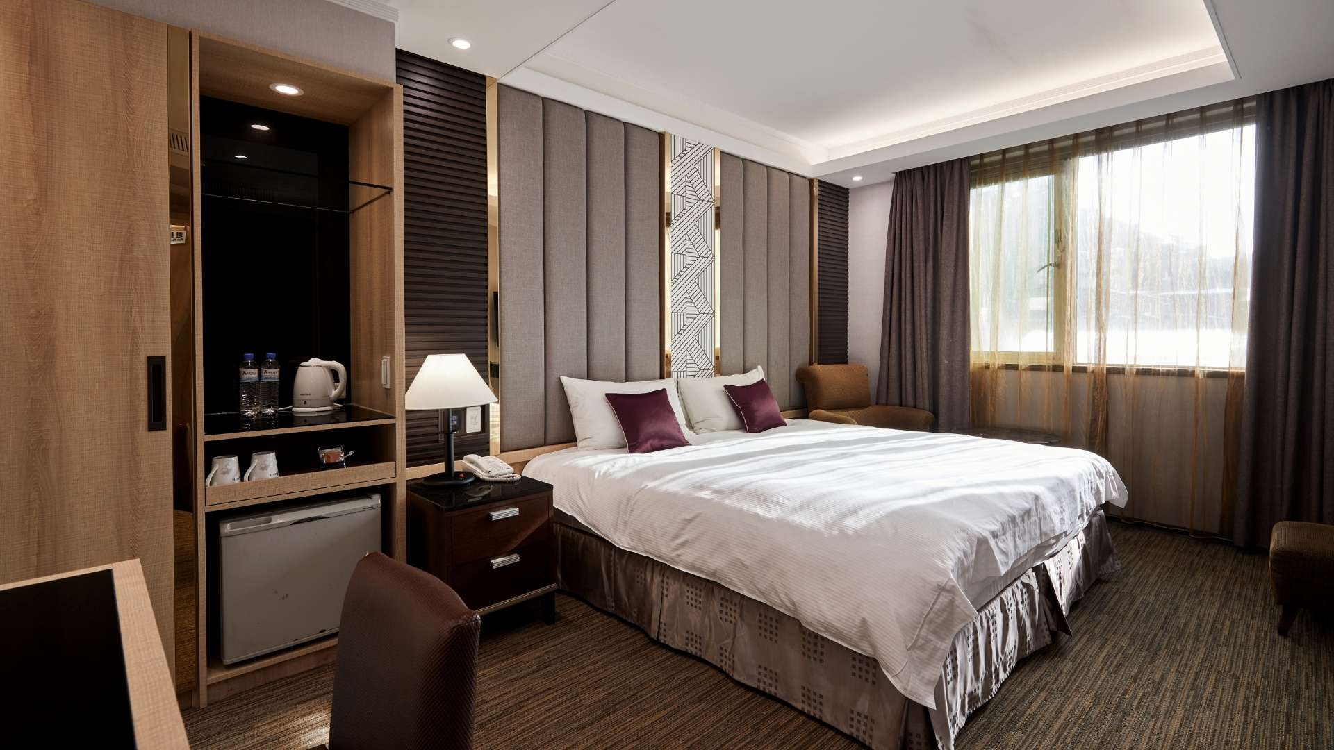 Executive Room2